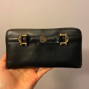 Tory Burch wallet